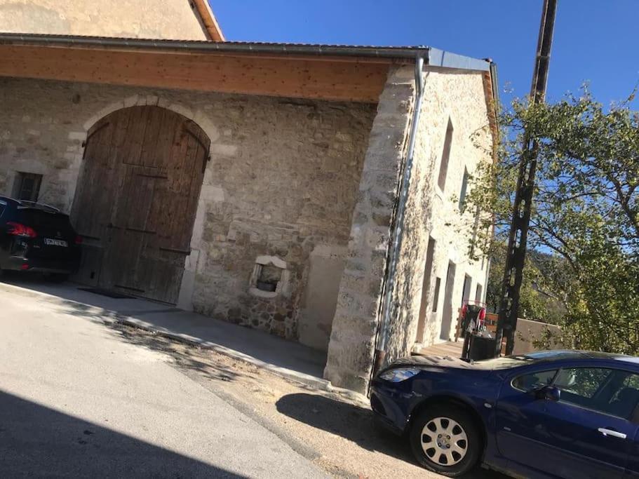 Gite Rural Du Lac Genin Charix Eksteriør bilde